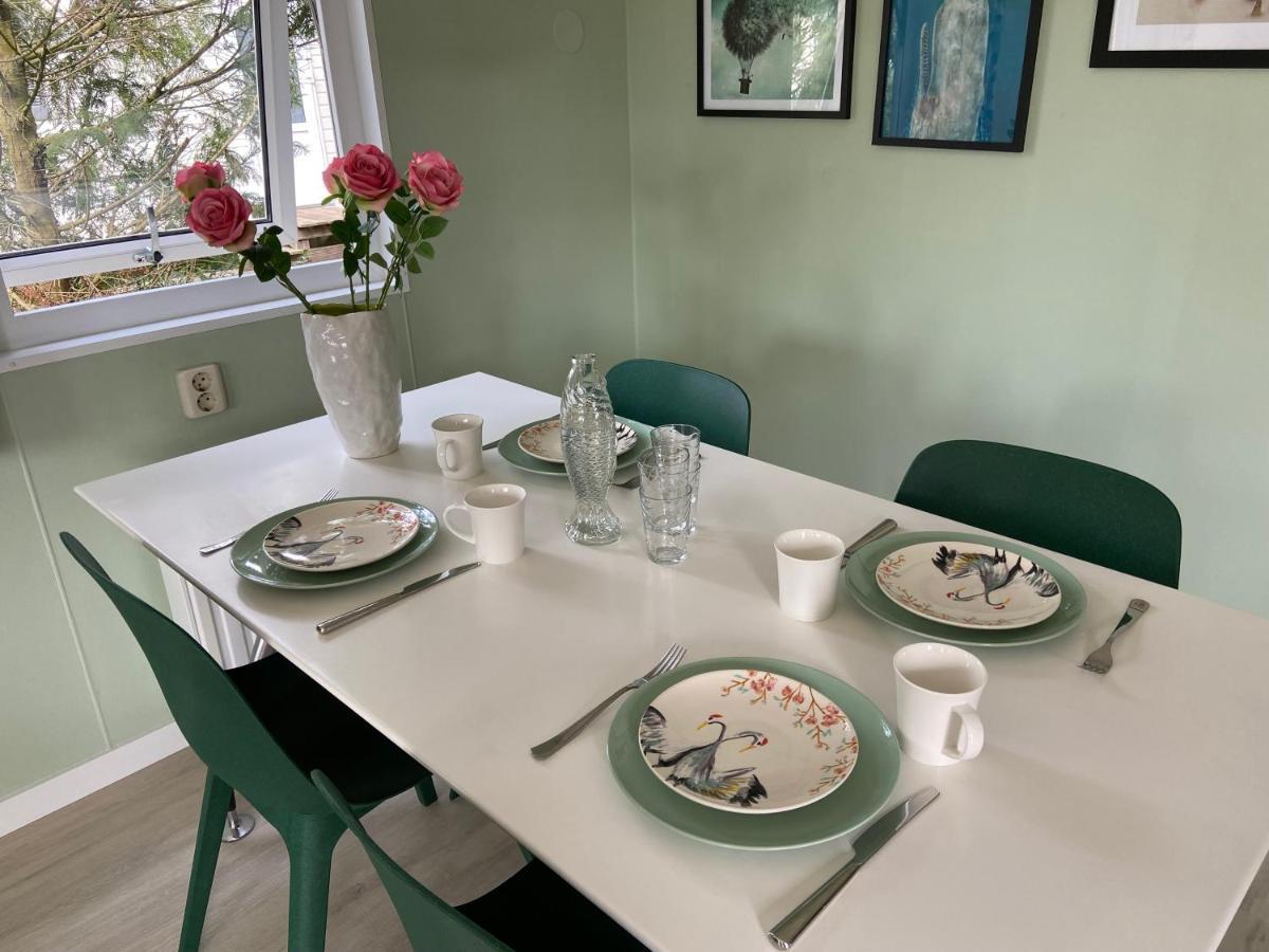 Ruim En Modern Chalet In De Veluwse Bossen Путен Екстериор снимка