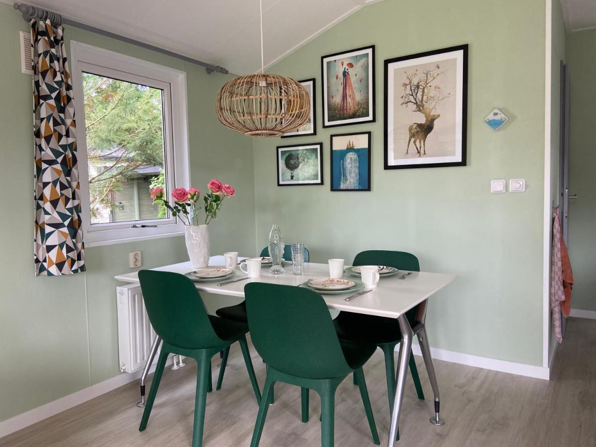 Ruim En Modern Chalet In De Veluwse Bossen Путен Екстериор снимка
